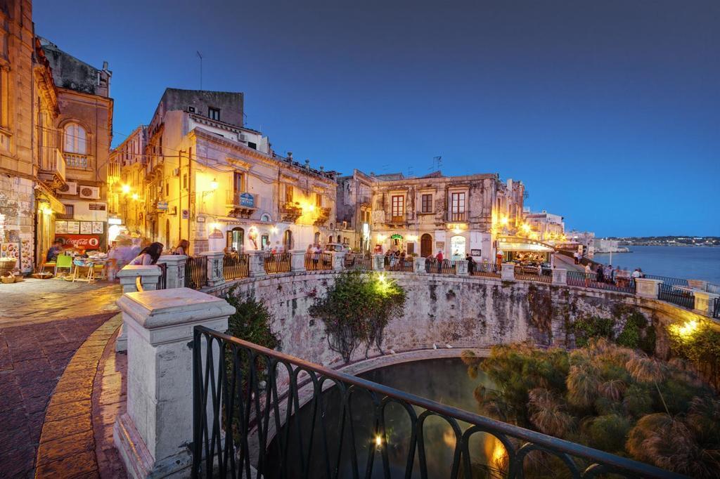 Amuni' Sicily Guest House Syracuse Buitenkant foto
